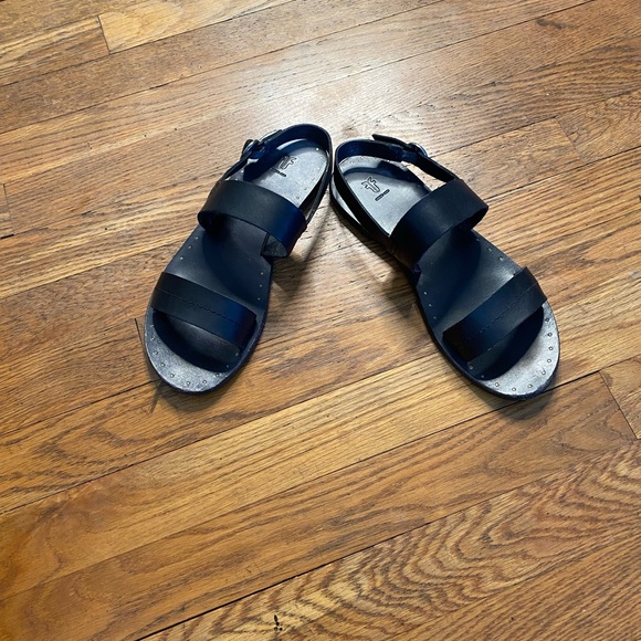FRYE Black Leather Strappy Sandals Size 8 - Picture 3 of 8